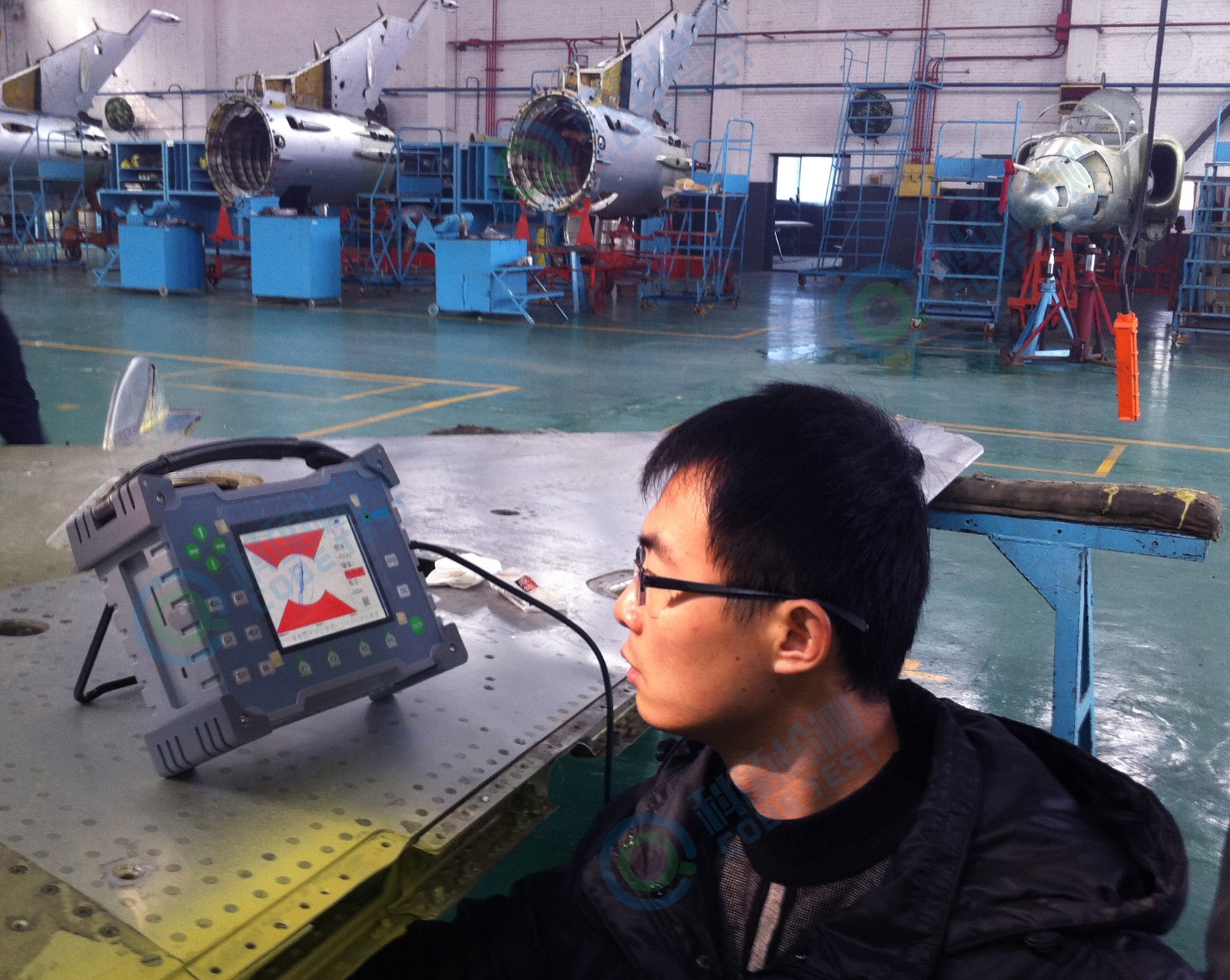 殲系列戰(zhàn)斗機(jī)現(xiàn)場圖 水印.jpg 殲系列戰(zhàn)斗機(jī)現(xiàn)場圖 水印.jpg